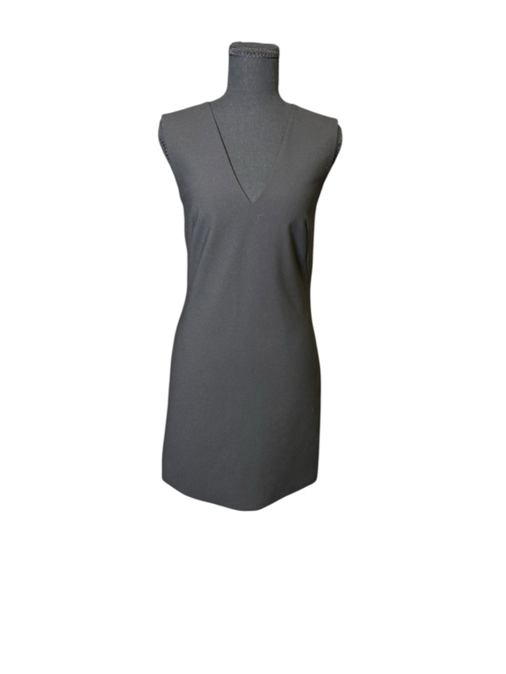 Elizabeth and James Black V-Neck Mini Shift Dress “Andie” style